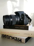 Canon EOS 700D ����