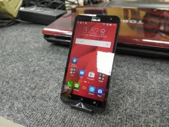 Asus ZenFone 2. �/�, 3G, 4G LTE, Dual-SIM ����