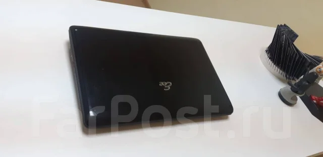 Asus Eee PC 1005HA. 10.1", 1 600����, ��� 1024 ��, ���� 160���, WiFi: 1, Bluetooth: 1, ����������� �� 3��. ����