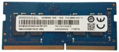 SO-DIMM DDR4.