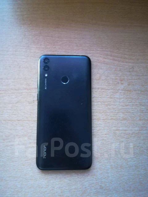 Honor 8C. �/�, ������, 3G, 4G LTE ����