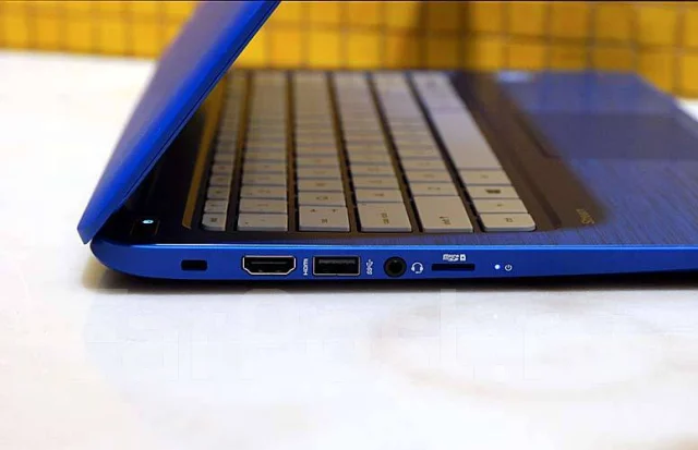 HP Stream. 13.3", 2,1����, ��� 2048 ��, ���� 32���, WiFi: 1, Bluetooth: 1, ����������� �� 6��. ����