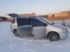 Toyota Ipsum. �������, ��������, 2.0 (135��.�.), ������, 200����. �� ����