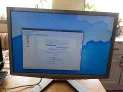 Acer. 22" ����