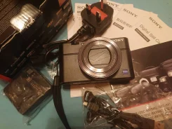 Sony Cyber-shot DSC-RX100. 20 � ����� ��, ���: 3� ����