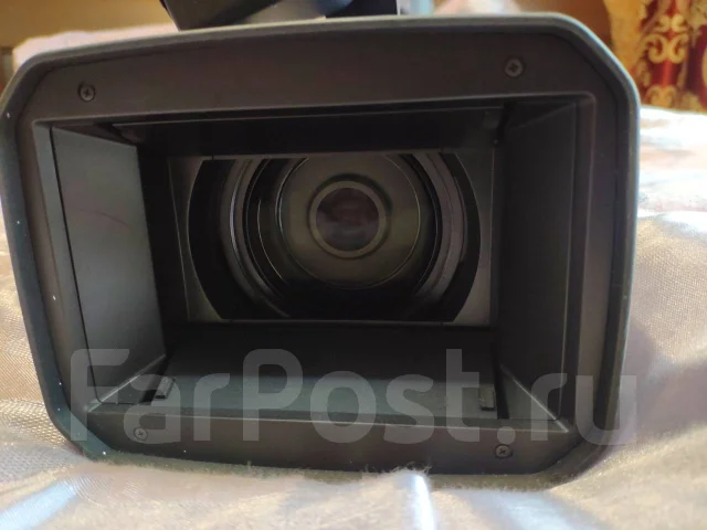 Sony HDR-AX2000E. ����� 4-� ��, � ���������� ����