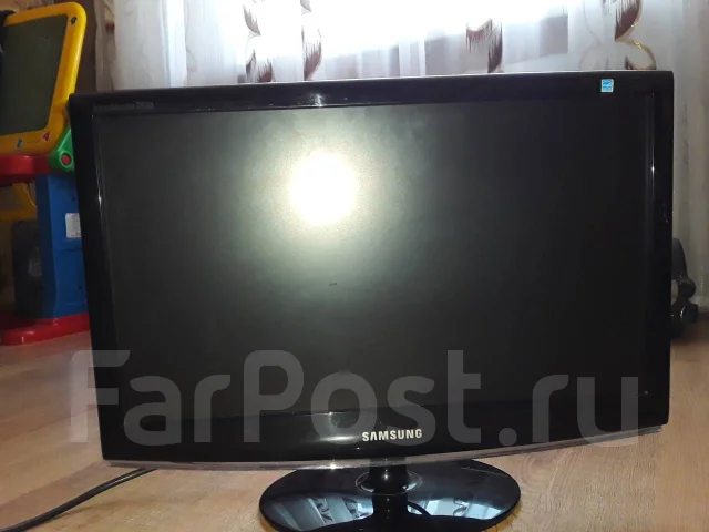 Samsung. 20" ����