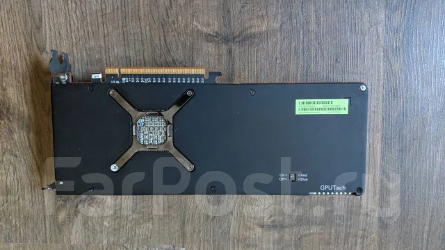 Radeon RX Vega 64 ����