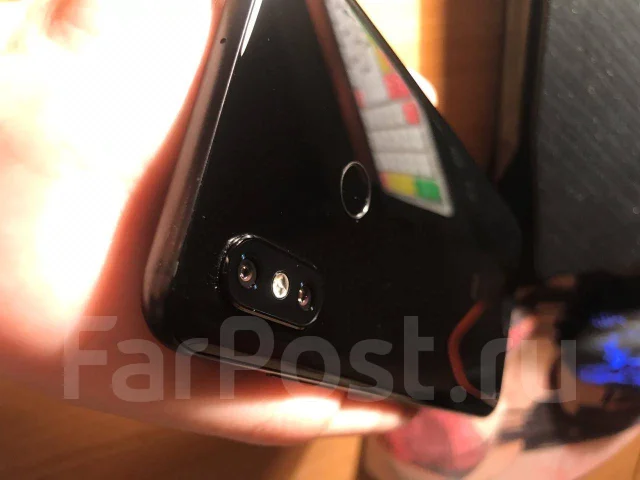 Xiaomi Mi8. �/�, ������, 3G, 4G LTE, Dual-SIM, NFC ����