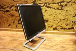 ViewSonic. 16" ����
