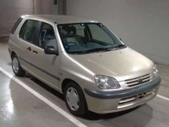 Toyota Raum ����