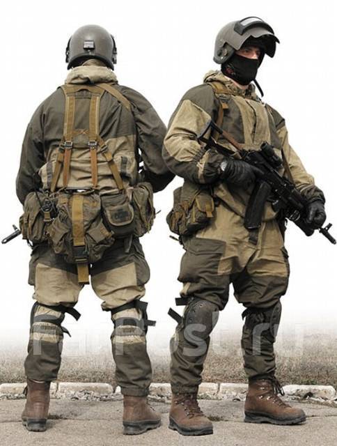 Военная одежда и снаряжение