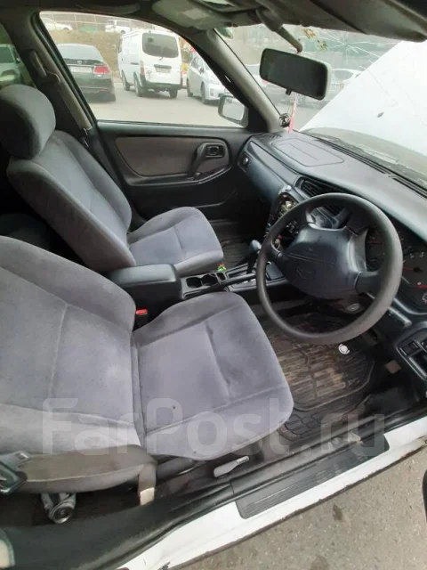 Nissan Bluebird. �������, ��������, 1.8, ������ ����