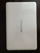 Toshiba Satellite L850. 15.6", 2,4����, ��� 8 ��, ���� 1 024���, WiFi, Bluetooth, ����������� �� 3��. ����