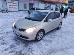 Nissan Tiida. �������, ��������, 1.5 (109��.�.), ������, 200 000����. �� ����