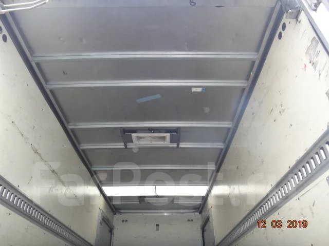Hino Dutro ����