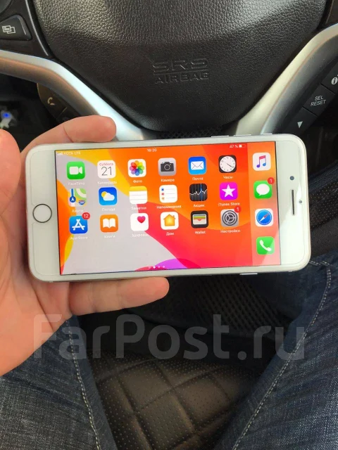 Apple iPhone 8 Plus. �/�, �����, 3G, 4G LTE, ����������, NFC ����
