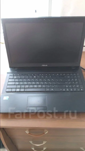 Asus P52F. 14", 2,4����, ��� 3072 ��, ���� 500���, WiFi: 1, Bluetooth: 1, ����������� �� 1��. ����