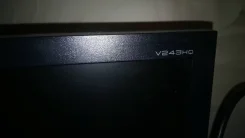 Acer. 24" ����