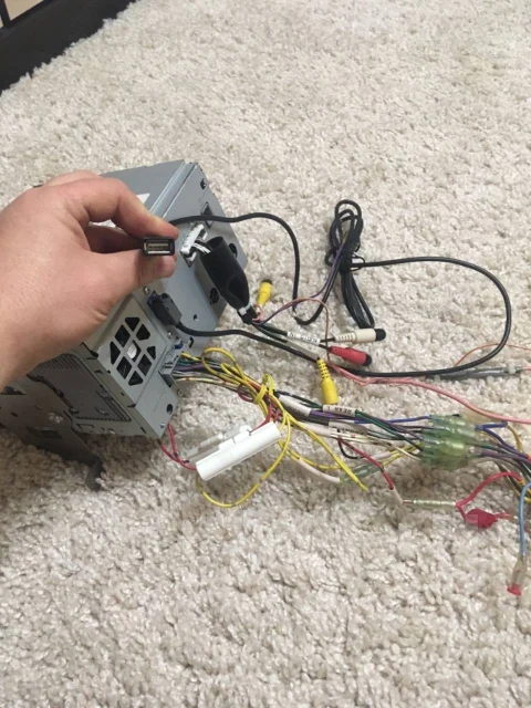 Panasonic CN-MW100D ����