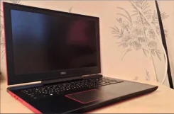 Dell Inspiron 7577. 17.3", 4,0����, ��� 16 ��, ���� 1 008���, WiFi, Bluetooth, ����������� �� 8��.