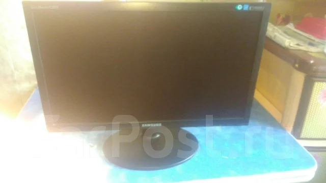 Samsung. 20" ����