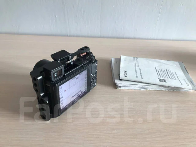 Sony Cyber-shot DSC-RX100 V ����