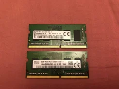 SO-DIMM DDR4.
