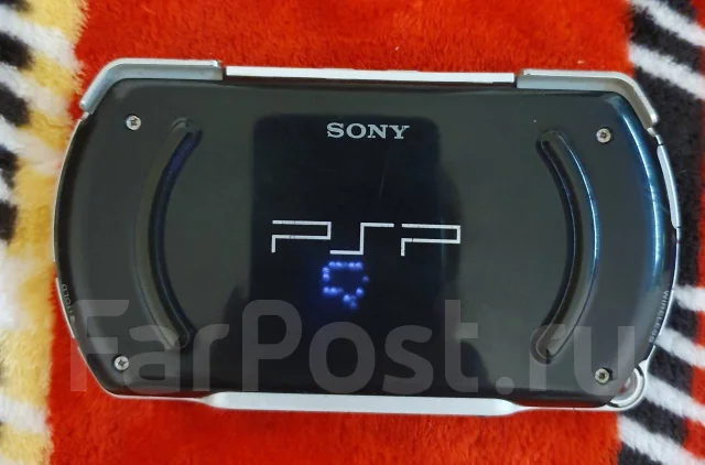 Sony PSP Go ����