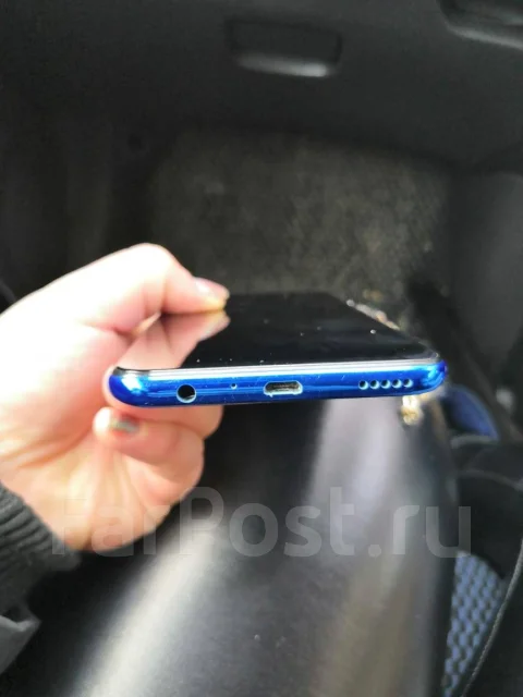 Honor 10i. �/�, �����, 3G, 4G LTE, Dual-SIM, NFC ����
