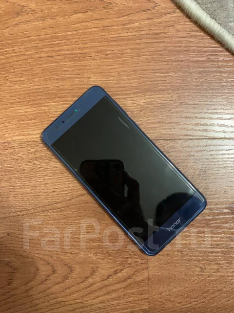 Honor 8. �/�, �����, NFC ����
