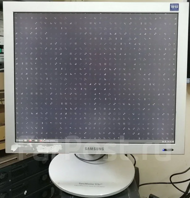 Samsung. 17" ����