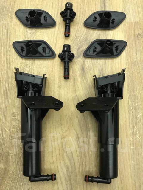 Форсунка омывателя фар toyota avensis 220. Распылитель форсунки омывателя фар тойота авенсис т 27. Омыватель фар тойота авенсис 2008. Форсунки авенсис. Правая форсунка омывателя фар тойота авенсис т220.