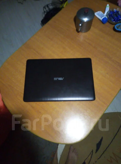 Asus VivoBook. 15.5", ��� 4 ��, ���� 500���, WiFi: 1, Bluetooth: 1, ����������� �� 10��. ����