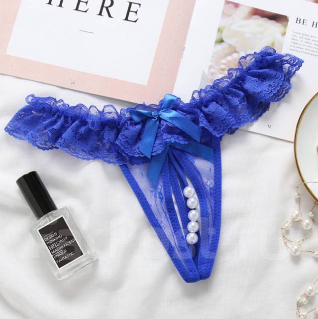 Бөкседегі жалаңаш фотосурет