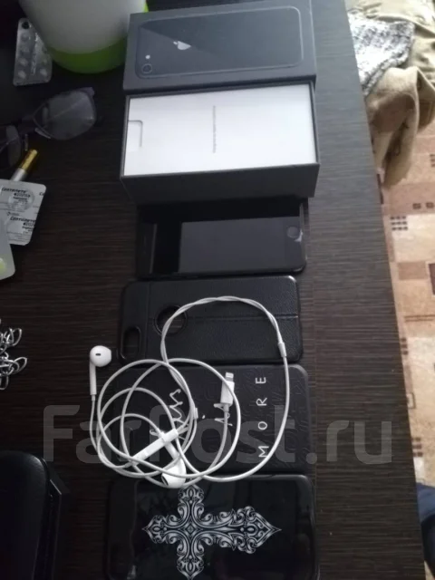 Apple iPhone 8. �����, ������, 3G, 4G LTE, ����������, NFC ����