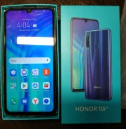 Honor 10i. �/�, 128 ��, �������, 3G, 4G LTE, Dual-SIM, NFC ����