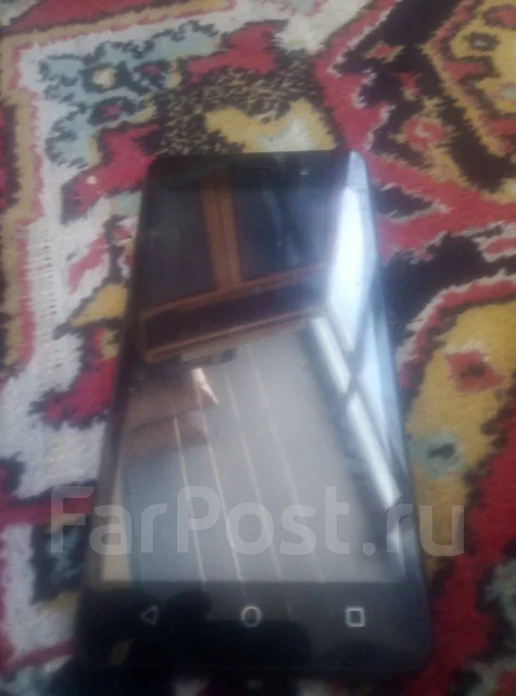BQ BQS-5020 Strike. �/�, ������, 3G, 4G LTE, Dual-SIM ����