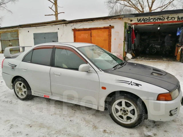 Mitsubishi Lancer. �������, ��������, 1.6 (175��.�.), ������, 180 000����. �� ����