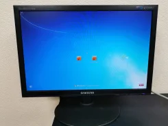 Samsung. 19" ����