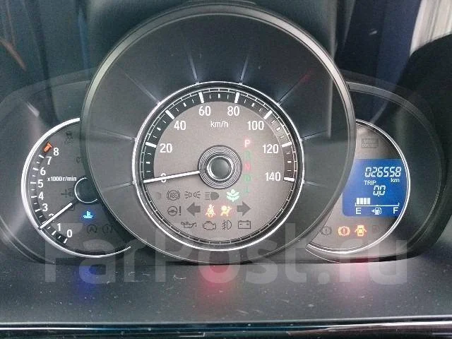 Honda N-WGN. JH1, S07A ����