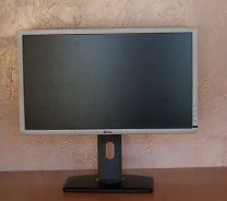 Dell. 23" ����