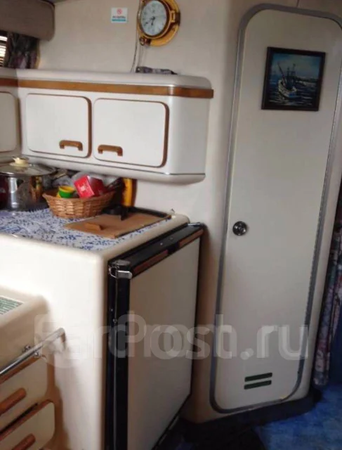 Searay Sundancer. 1995 ���, ����� 9,45��., ��������� ������������, 400��.�., ������ ����