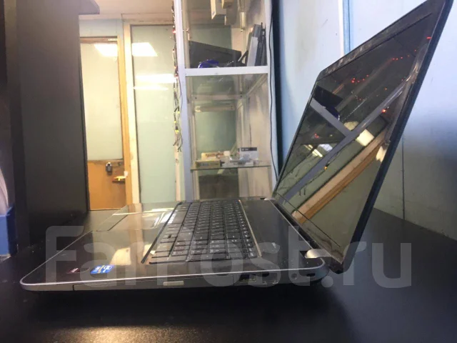 HP Pavilion 17. 17.3", 2����, ��� 4 ��, ���� 500���, WiFi: 1, Bluetooth: 1, ����������� �� 10��. ����