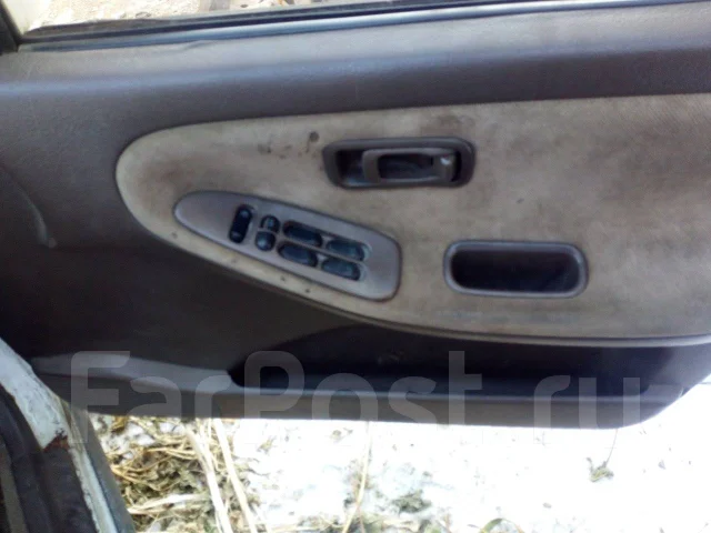Nissan Sunny. �������, ��������, 1.5 (94��.�.), ������, 200 000����. �� ����