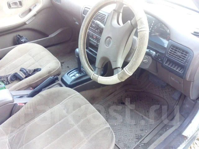 Nissan Sunny. �������, ��������, 1.5 (94��.�.), ������, 200 000����. �� ����