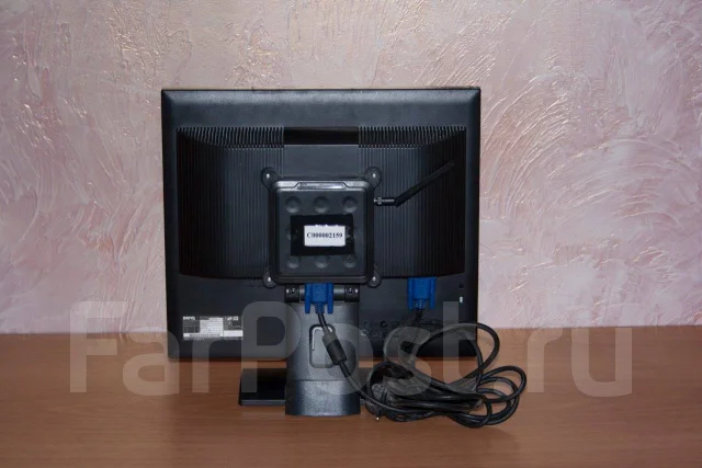 BenQ. 17" ����