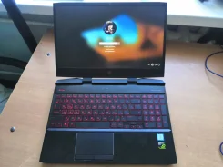 HP Omen. 15.6", 2 300����, ��� 12 ��, ���� 1 128���, WiFi: 1, Bluetooth: 1, ����������� �� 6��. ����