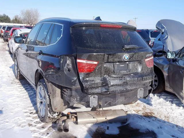 BMW X3. F25 ����