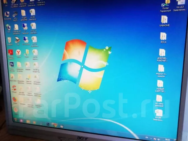 Acer. 17" ����